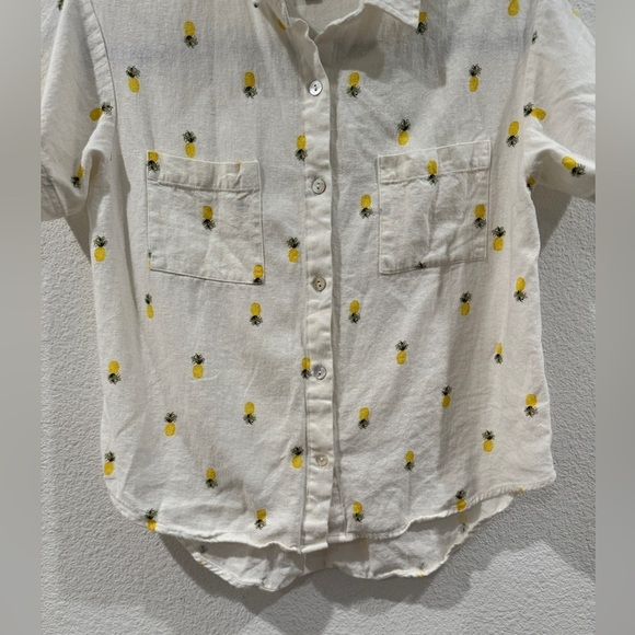 Rae Dunn Linen Blend Allover Pineapple White Button Down Collared Shirt Small - Picture 5 of 12